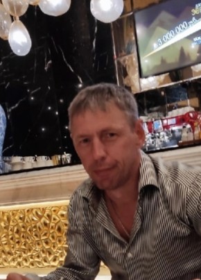 Александр из Москвы 48 лет