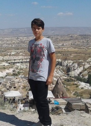 Ali Can, 22, Türkiye Cumhuriyeti, Fethiye