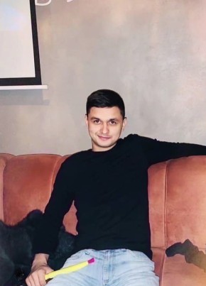 Artur, 25, Россия, Суворов