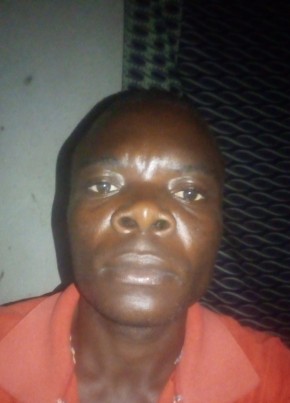 Master, 26, Malaŵi, Lilongwe