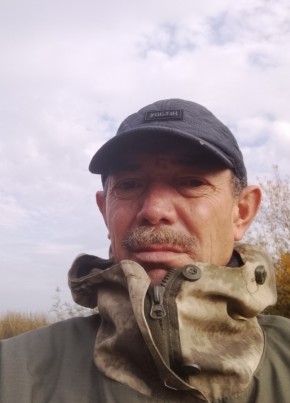 Альберт из Агрыза 51 год