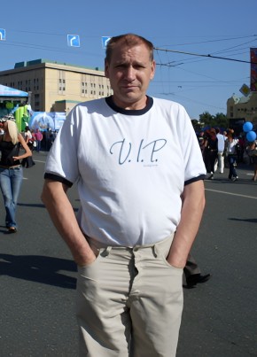 Alexandr, 68, Russia, Moscow