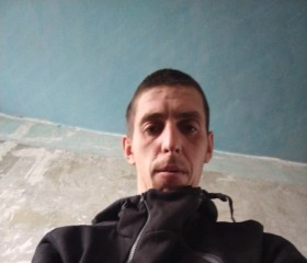 Aleksandr., 34, Berezovka