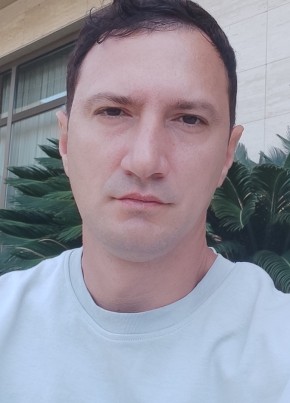 Саша из Chişinău 41 год