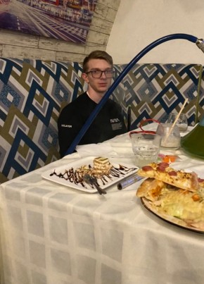 Илья, 21, Россия, Балашов