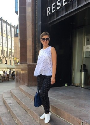 Lara, 54, Russia, Moscow