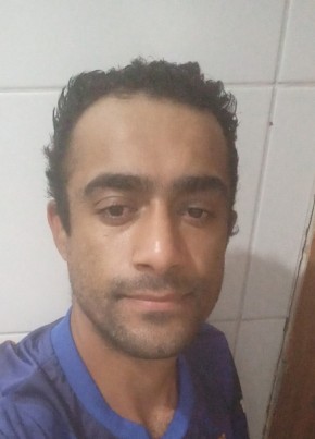 Martins из Goiás 30 лет