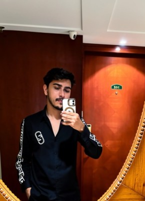 Reyan из Mumbai 24 года