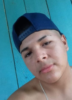 Alex, 18, República de Costa Rica, San José (San José)