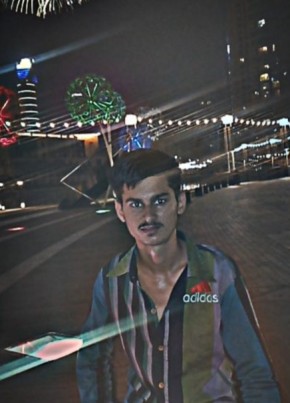 Zee boy, 21, الإمارات العربية المتحدة, إمارة الشارقة