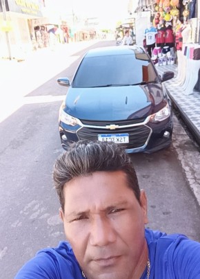 Pedro Martins из Manáos 52 года