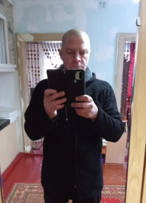 Андрей из Бийска 44 года