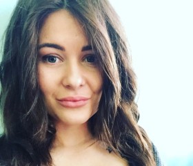 tina, 29, Pineto