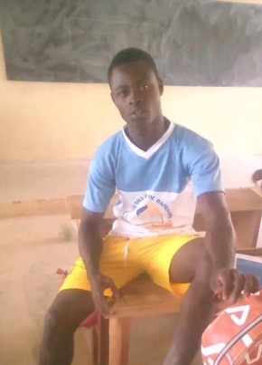 Vanie bi djangon из Abidjan 24 года