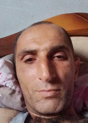 Hovo, 42, Հայաստանի Հանրապետութիւն, Երեվան