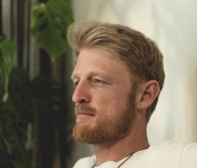 Matthew, 36, Los Angeles