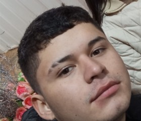 David, 20, Asuncion