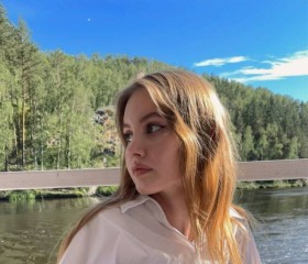Viola, 24, Saint Petersburg