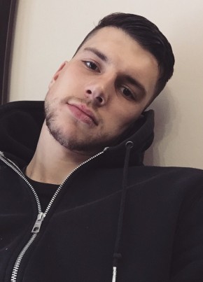 Валерий из Омска 28 лет