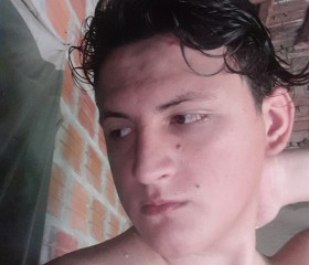 Rodolfo, 19, Pilar