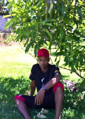 Tsiry, 37, Madagascar, Hell-Ville