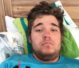 Martin, 26, George