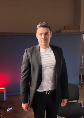 Иван из Владивостока 36 лет