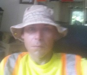 Jesse, 23, Barrie