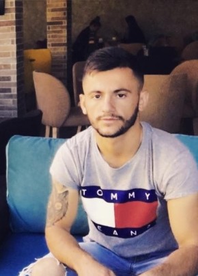 Aleksi, 27, Albania, Shkodër