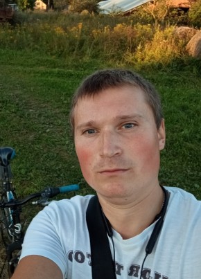 Илья из Смоленска 29 лет