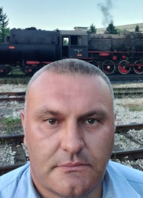 Elvis, 39, Bosna i Hercegovina, Tuzla