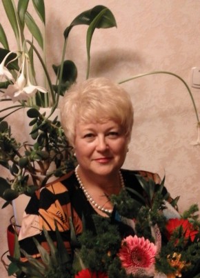 Лидия, 65, Россия, Феодосия
