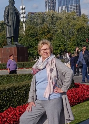 Марина из Белоомута 66 лет