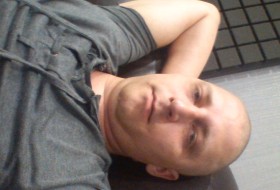 Mikhail, 41 - Just Me