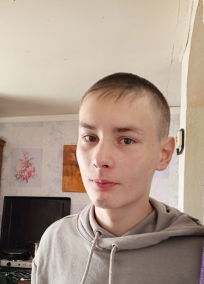 Данил, 18, Россия, Фролово