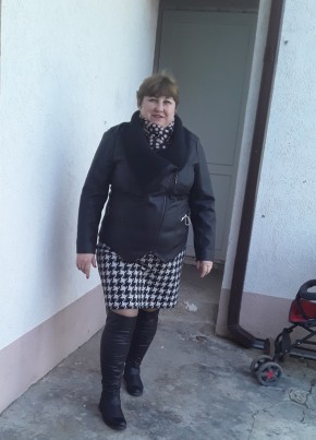 Лариса, 57, Россия, Анапская