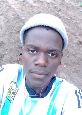 Thokozani, 23, Malaŵi, Blantyre