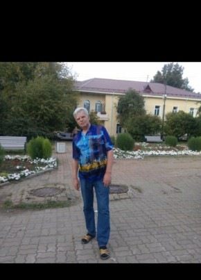 Александр, 64, Россия, Новоуральск