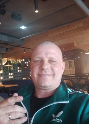 Алексей из Омска 42 года
