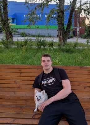 Кирилл из Томска 24 года