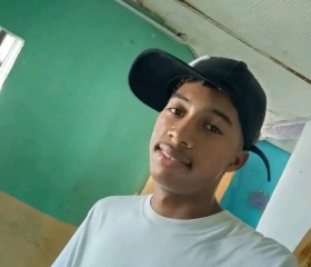 Eliud, 19, Valencia