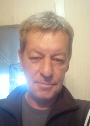 Михаил Комаров из Санкт-Петербурга 60 лет