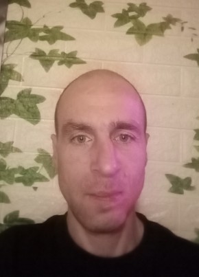 Дмитрий из Саратова 41 год