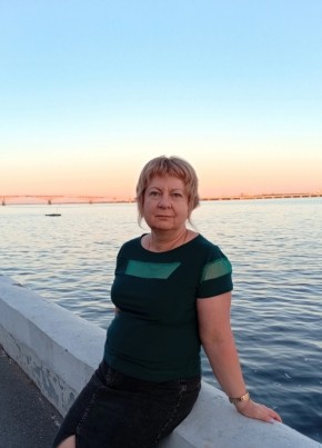Татьяна из Саратова 46 лет