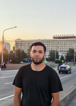 Мамур Сирожидино из Норильска 18 лет
