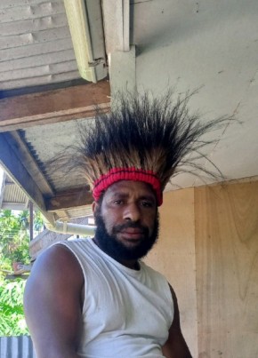 fredhata из Port Moresby 18 лет