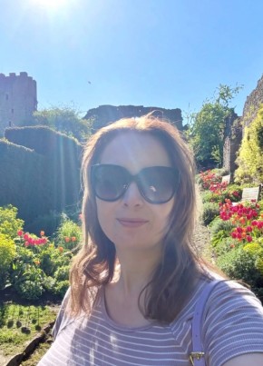 Monica из Accra 42 года