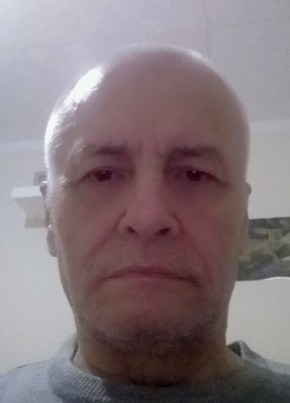 Victor из Grays 68 лет