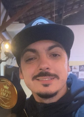 Pedro из Osasco 27 лет