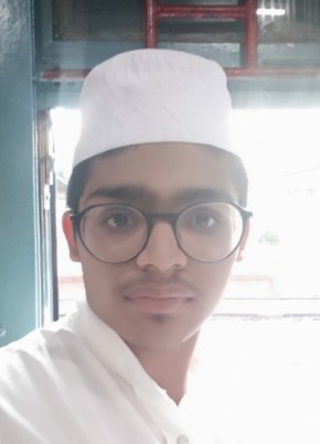 Vijay, 18, India, Vellore